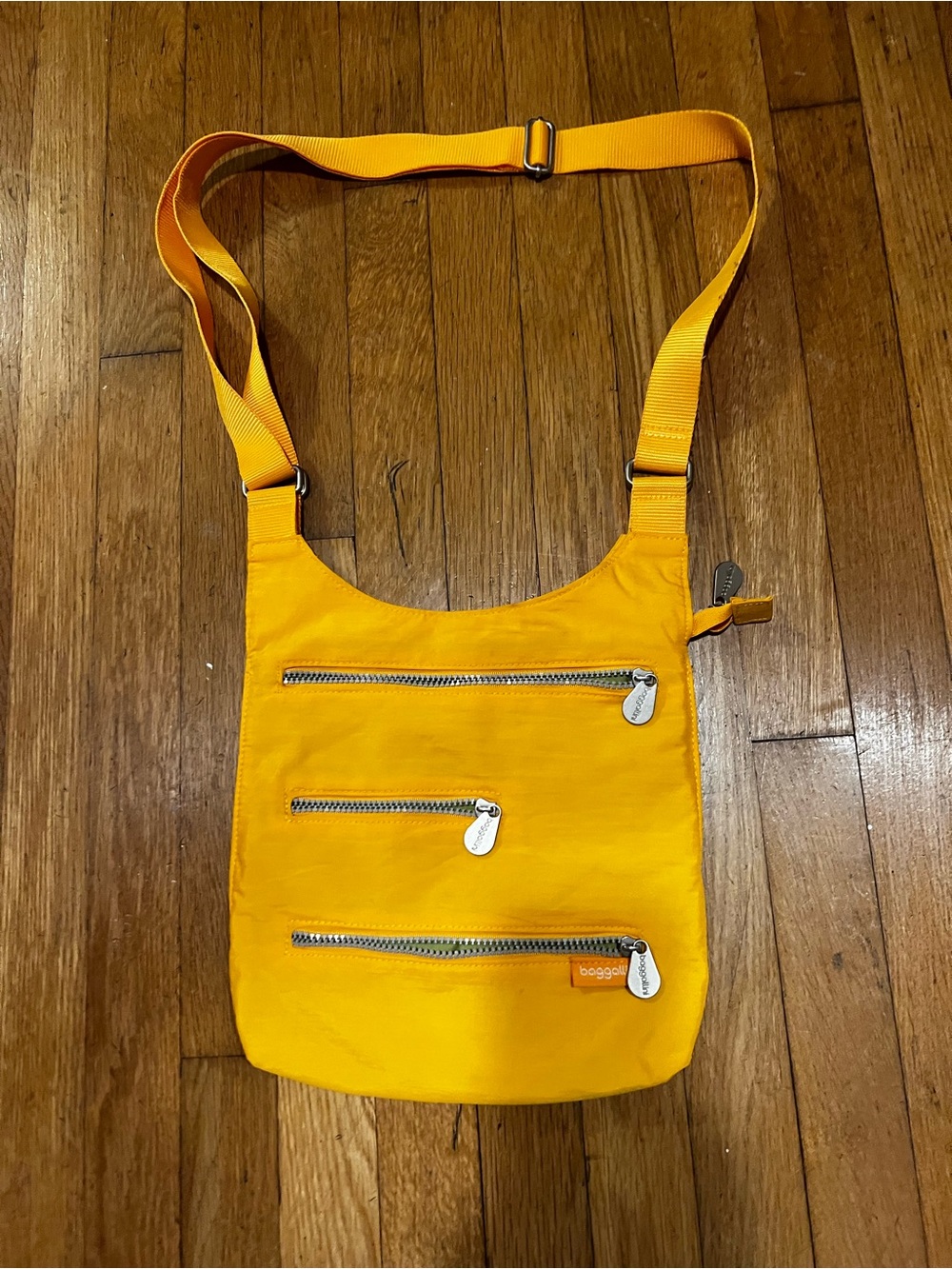 Baggallini Bright Yellow Messenger Crossbody